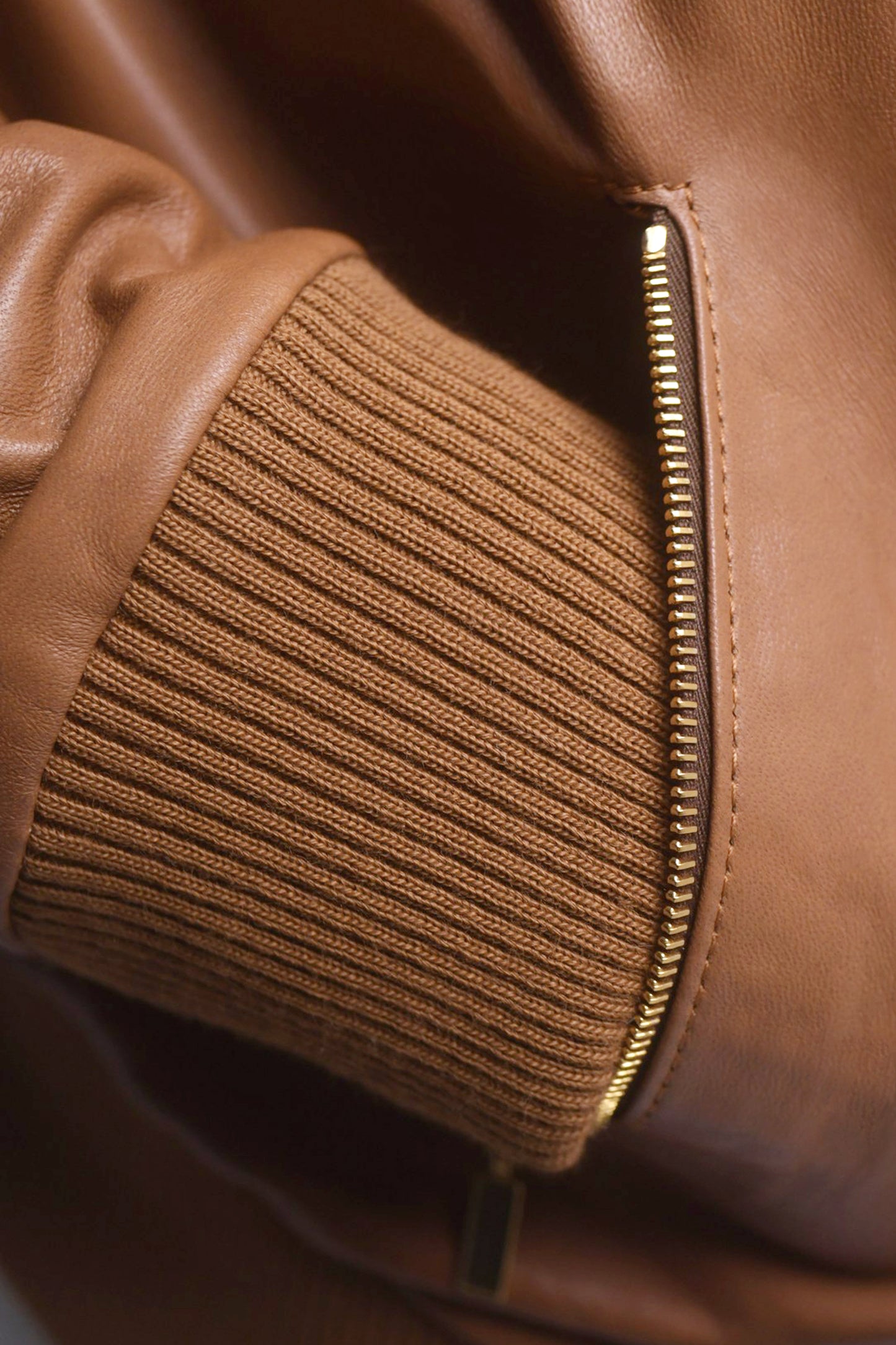 The Bomber - cognac