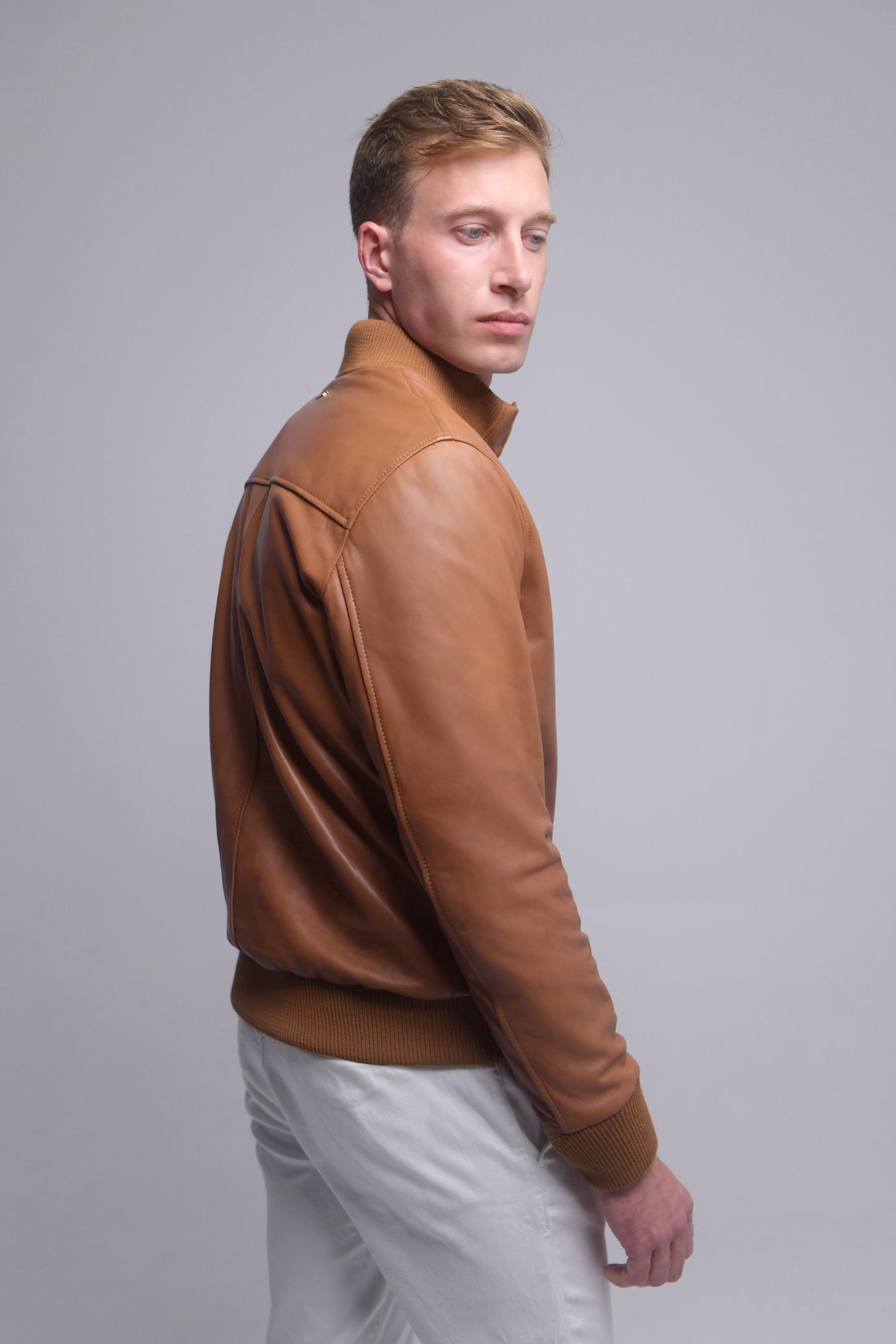 The Bomber - cognac